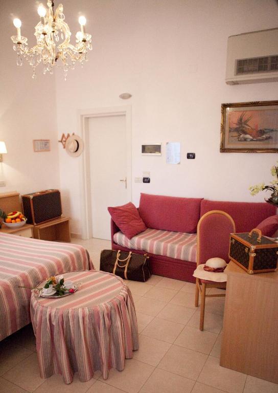 Hotel Tirreno Castiglioncello Phòng bức ảnh
